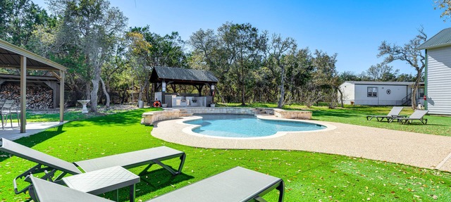 Expansive Bertram Retreat w/Pool, on 28 Acres! in Bertram