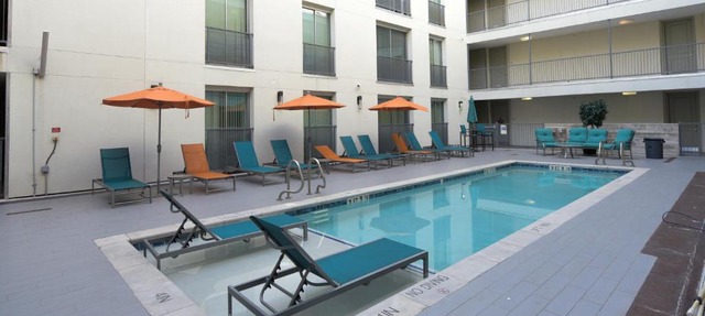 FRONTDESK Pointe on Rio Apts West Campus Austin in Austin
