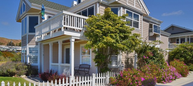 Gathering Place overlooking beach, pier, and downtown Cayucos in Cayucos
