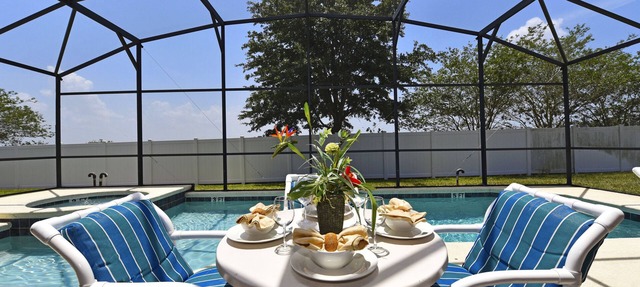Gorgeous, South-facing Pool/Spa, Gated Resort, Amenities for all, Near Disney in Davenport