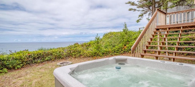 Grace's Beach House in Lincoln City