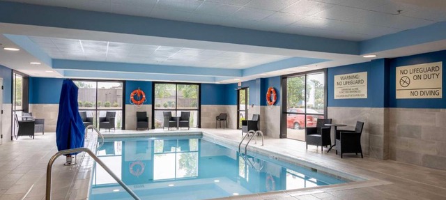 Hampton Inn Springfield in Springfield