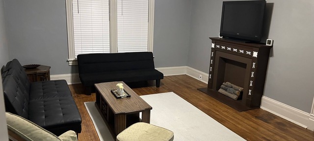 Historical District Getaway [Upper] in Olean