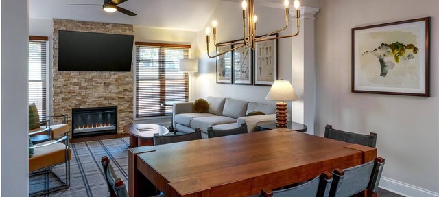 Intimate Suite Perfect for Exploring Local Wine, Nearby Lakes, and Rolling Hills in Braselton