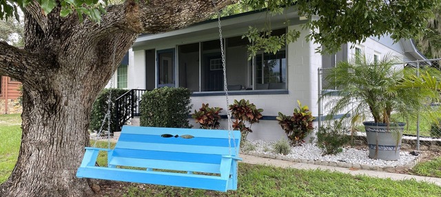 Lake Minneola Sunset Cottage - Lakefront Home - Sun Water Florida! in Minneola