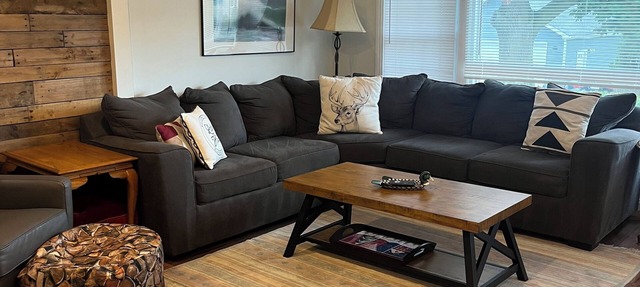 Long Lake Lodge. The perfect getaway for friends + family. 1hr from Chi + MKE in Ingleside