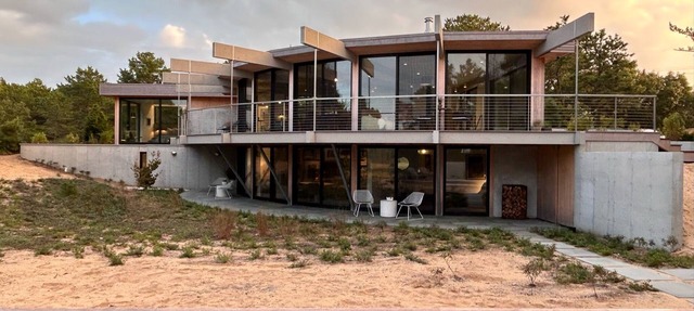 Modern Cape Cod Oasis in Wellfleet