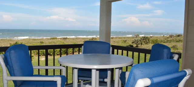 Ocean Front Condo W/private Beach Access & Minutes From Downtown St. Augustine in Saint Augustine