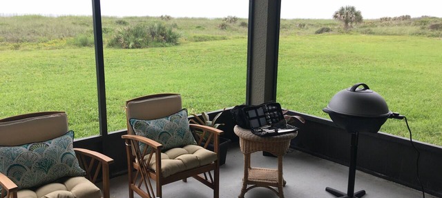 Oceanfront Paradise! 2/2 mins from St. Augustine! Great for families & couples! in St. Augustine