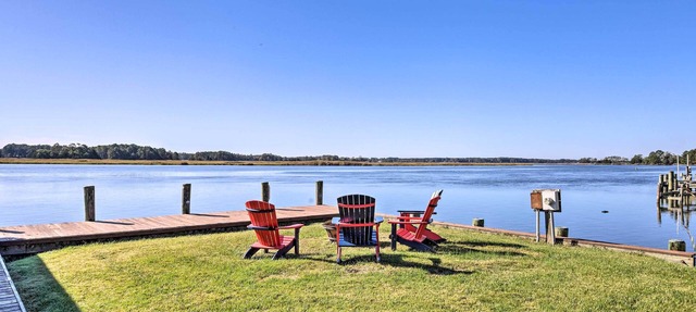 Pet-Friendly Quantico Home w/River Views! in Quantico
