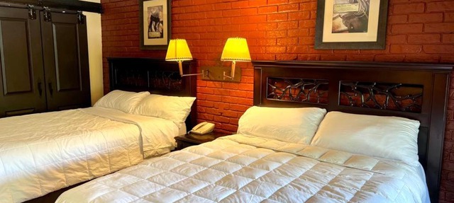 Pet-Friendly River Ranch Escape and Walk to Rodeo in River Ranch