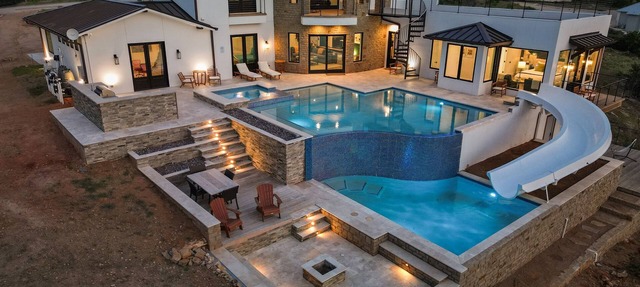 PK SLIDE-Hells Gate View, Pool/Hot Tub and Slide in Strawn