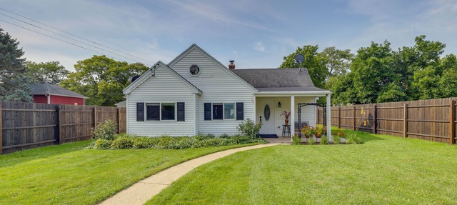 Private Plainfield Retreat w/Gas Grill + Patio in Plainfield