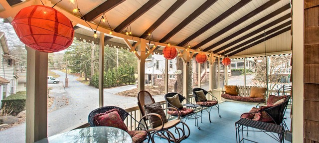 Quaint 'Gretna Getaway' Cottage w/Screened Porch! in Mount Gretna