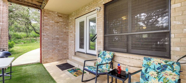 Relaxing Helotes Apt: 7 Mi to UT at San Antonio! in Helotes