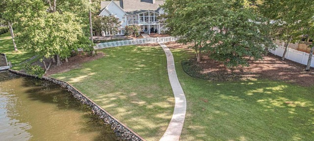 Relaxing Waterfront w/Dock, Easy Drive, On the Lake in Eatonton
