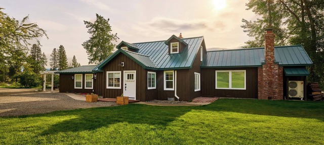 River's Edge Ranch - 4BR ranch house + guest suite in Twisp
