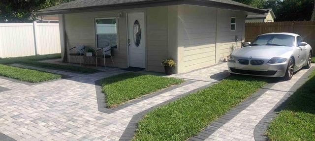 Roy's guest house in Orlando