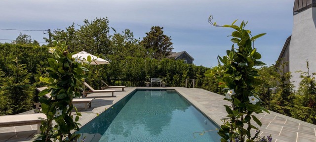 Rustic elegance in this modern farmhouse with private pool, fantastic. in Bridgehampton