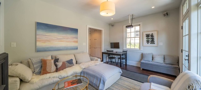 Spacious 3BR Historic Home | Walk Downtown+Parking in Kennett Square