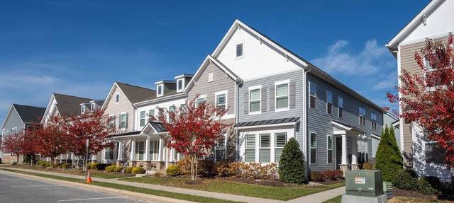 Spacious 4 bed, 3.5 bath townhome located in Ocean View Beach Club; community pool, fitness center, shuttle, playground, sauna, Free WIFI in Ocean View