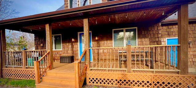 Spacious Spring Lake Retreat Beach Access Sleeps 8 Family & Pet Friendly in Spring Lake