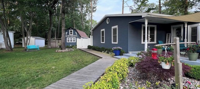 The Boat House: Relaxing Coastal Getaway Near Bethany Beach with Pool in Frankford