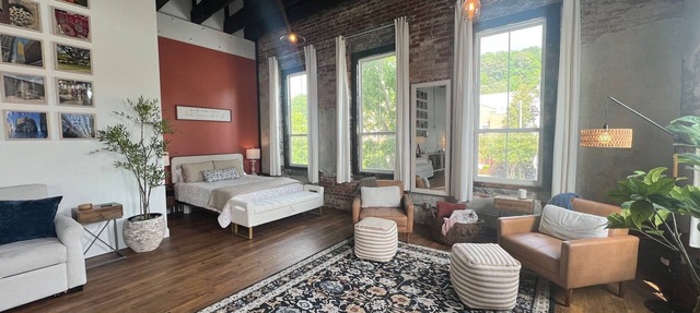 The Singer Lofts - a luxurious downtown executive space to enjoy North Georgia in Calhoun