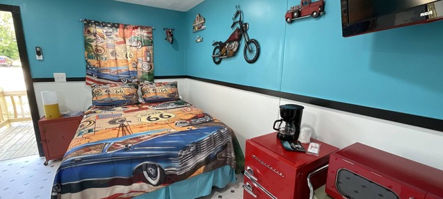 Theme cabin in Thackerville