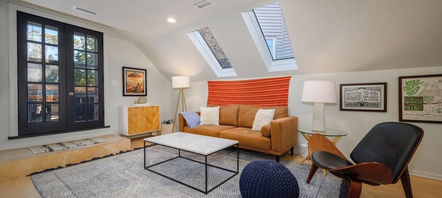 Unique Chicago Penthouse Loft - Amazing Deal & Location in Chicago