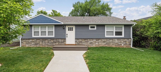 Upscale Inviting Property in Spearfish just 4 blocks from Main Street! in Spearfish