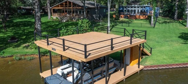 Waterfront 3 bed, 2 bath lake-house on Cedar Creek in Mabank