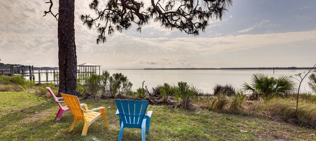 Waterfront Ochlockonee Bay Cottage w/Views! in Panacea