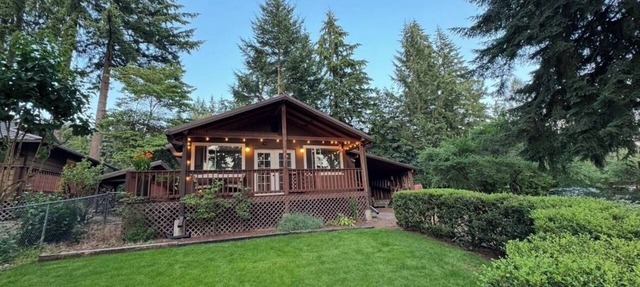 Wine Country Cottage · King Bed · AC in Woodinville