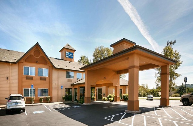 Dallas Inn Suites 