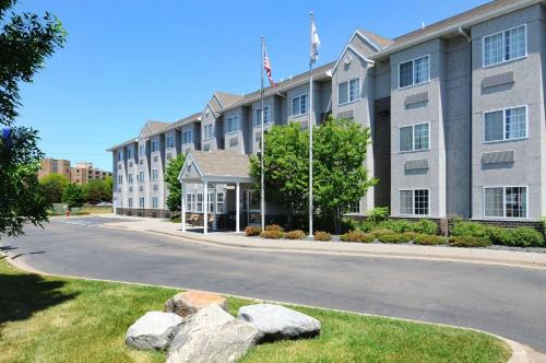 Microtel Inn 