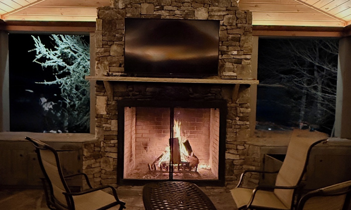 Townsend House | TOWNSEND SUNRISE DREAM Pavilion, Hot Tub, Arcade Games, Theater Room, Bunk Room!