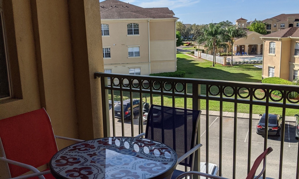 Loughman Condo | Your next magical getaway! Spacious 3 bedroom, 2 bath condo in gated community.