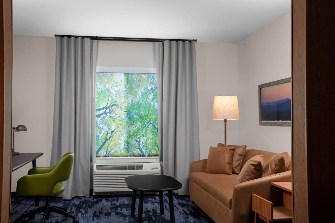 Quentin Hotel | Fairfield by Marriott Inn & Suites Lebanon Near Expo Center