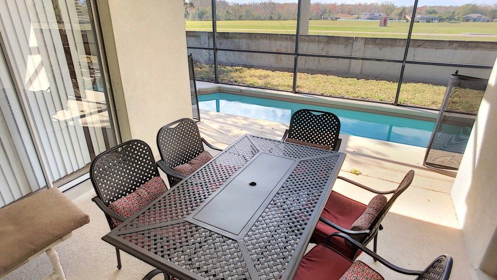 Photo of Patio Balcony in Trafalgar Village
