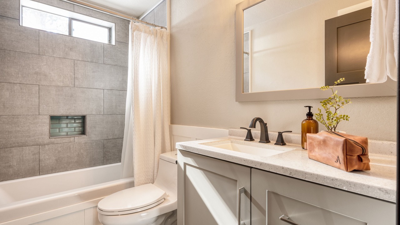 Photo of Bathroom in Deschutes River Woods