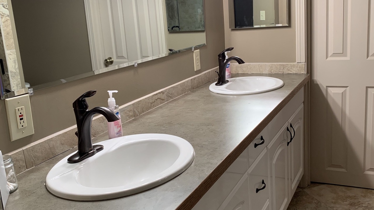 Photo of Bathroom in Terrebonne