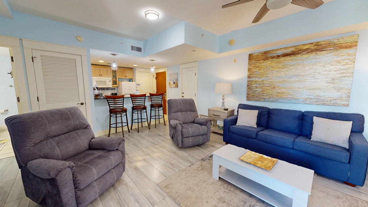 Photo of Livingroom in Baytowne Wharf