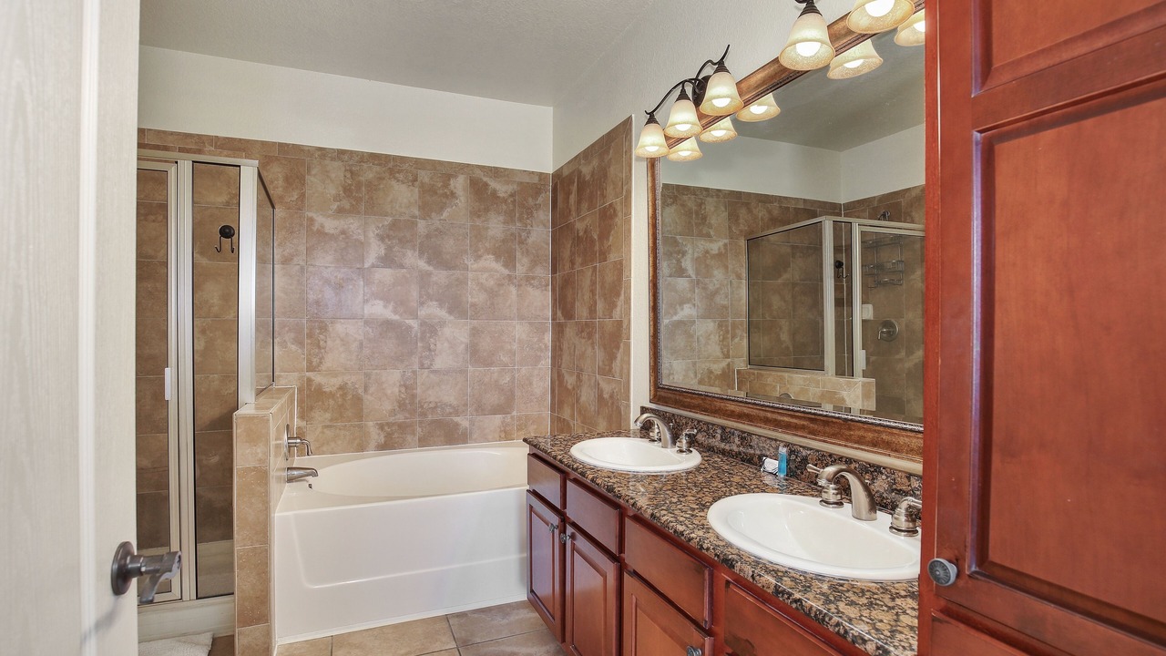 Photo of Bathroom in Regal Palms