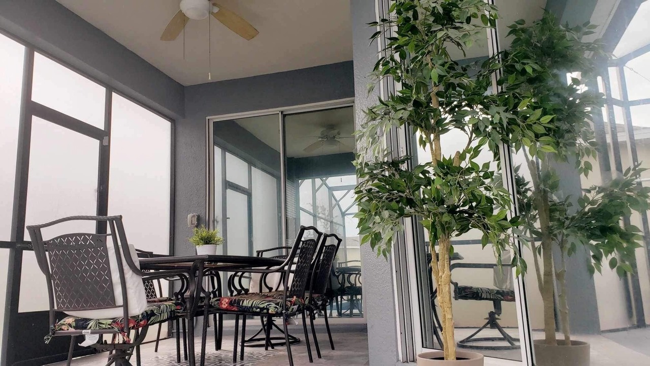 Photo of Outdoor in Trafalgar Village