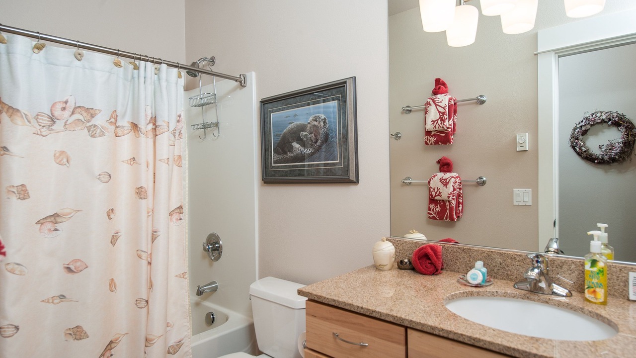 Photo of Bathroom in Lincoln City
