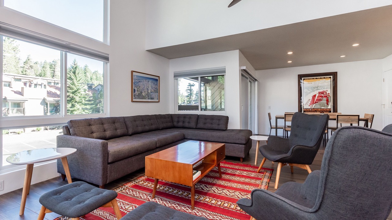 Photo of Livingroom in Mammoth Lakes