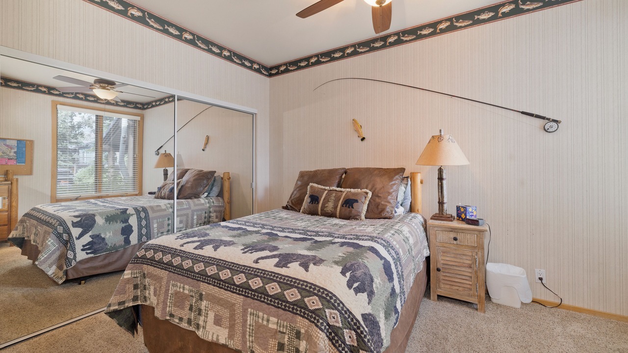 Photo of Bedroom in Mammoth Lakes