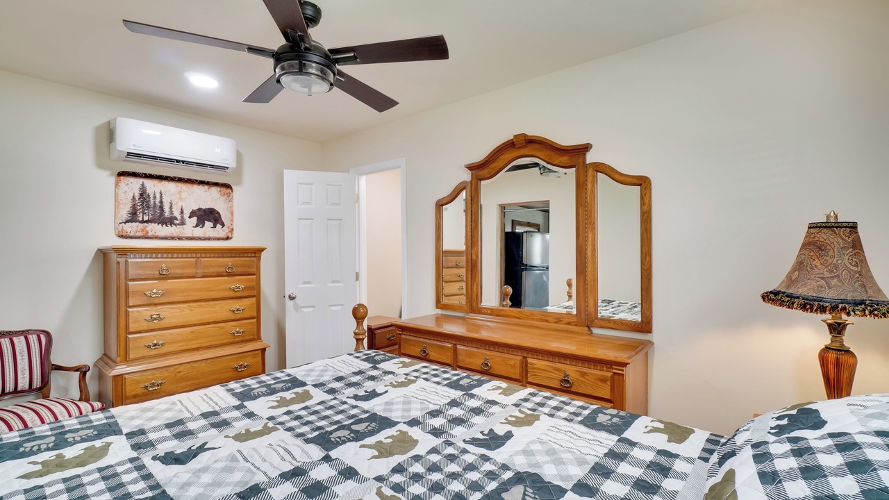 Photo of Bedroom in Townsend