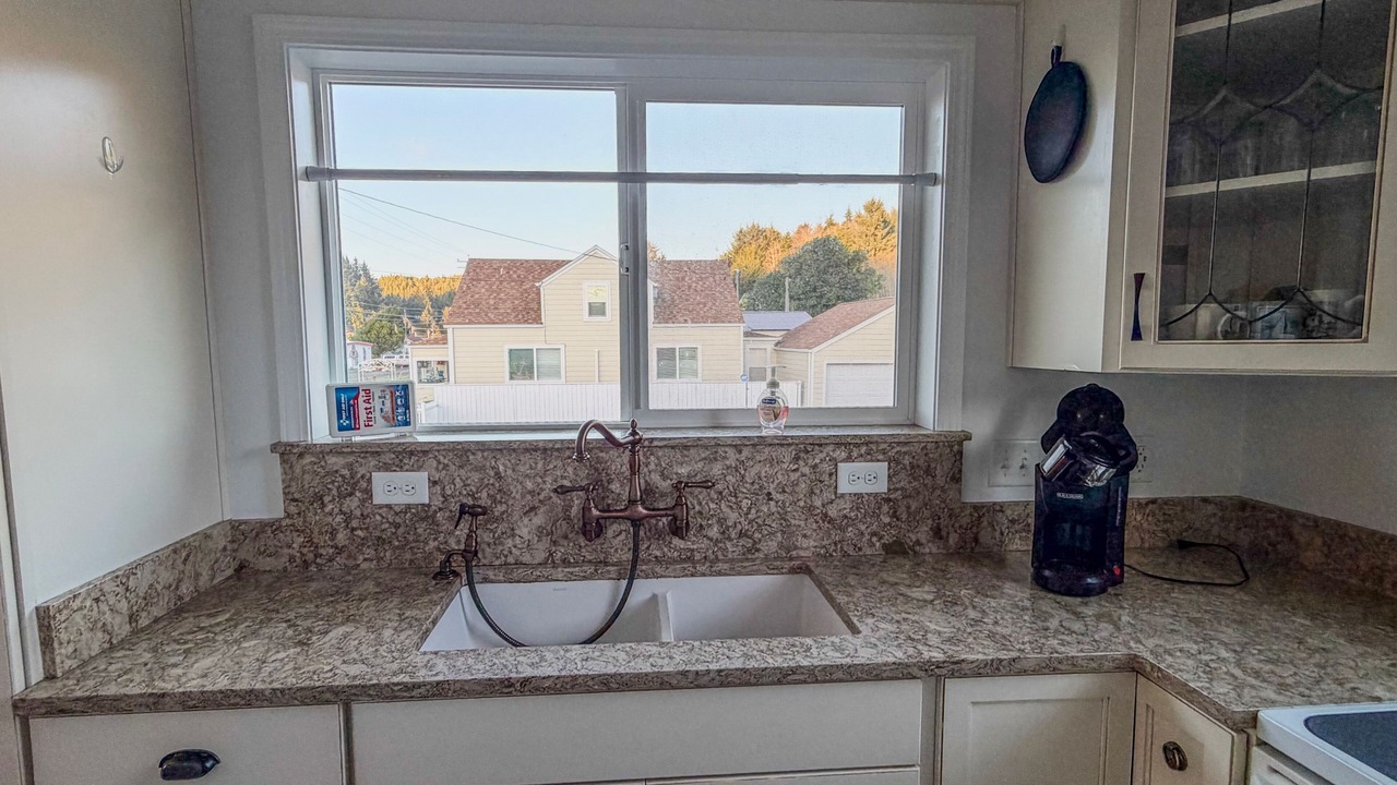 Photo of Bathroom in Winchester Bay